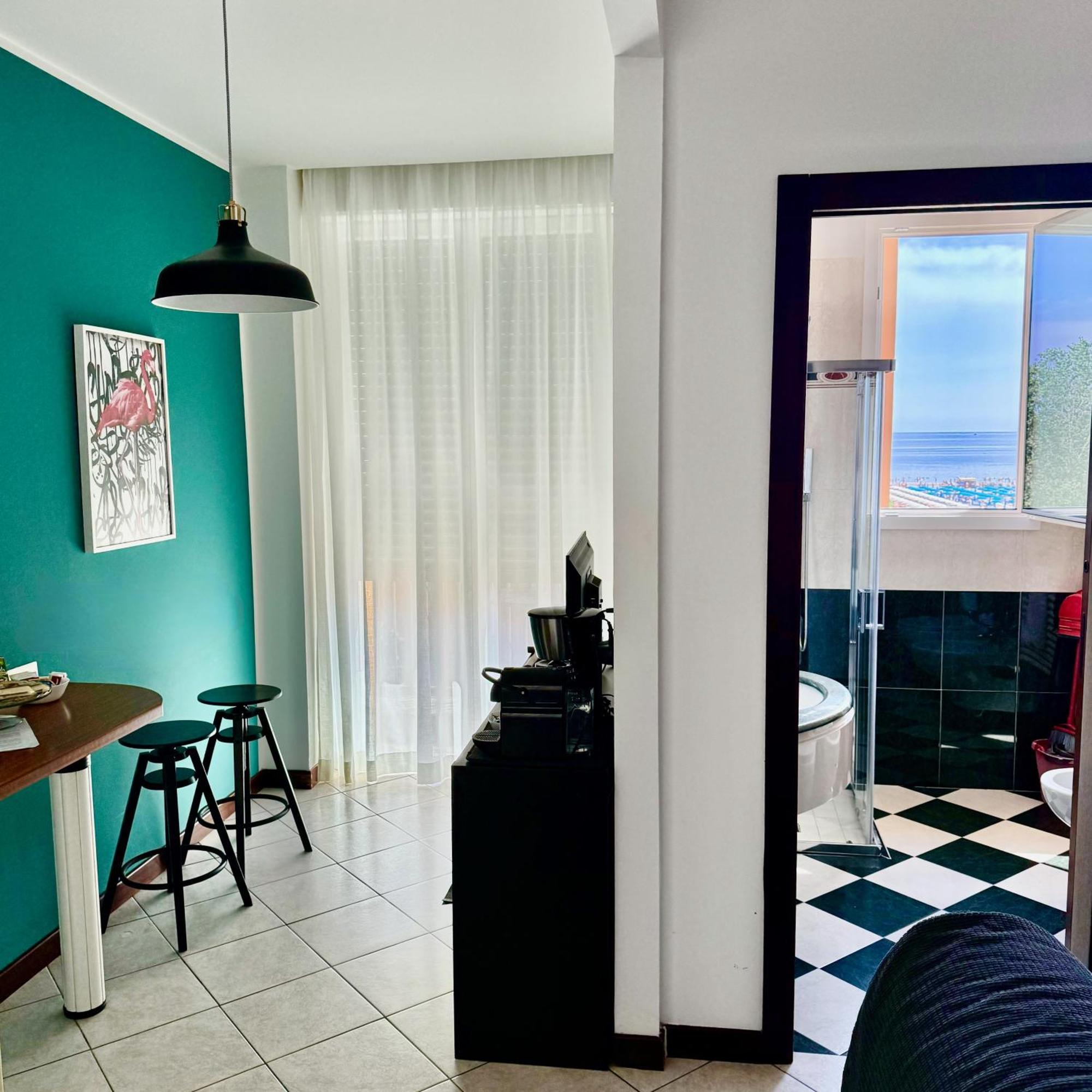 Appartamenti Leone - Vista Mare - Pet Friendly ريميني المظهر الخارجي الصورة